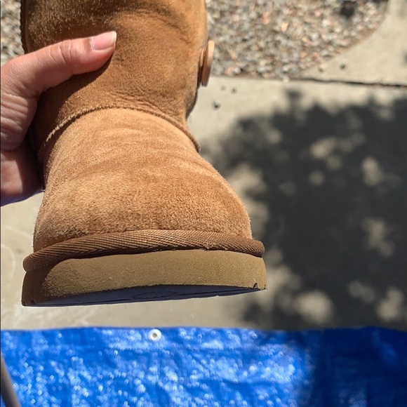 Ugg Womans Bailey Button Boots - Picture 8 of 8